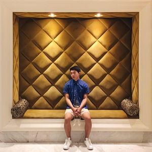 Meet your Posher, Johnny